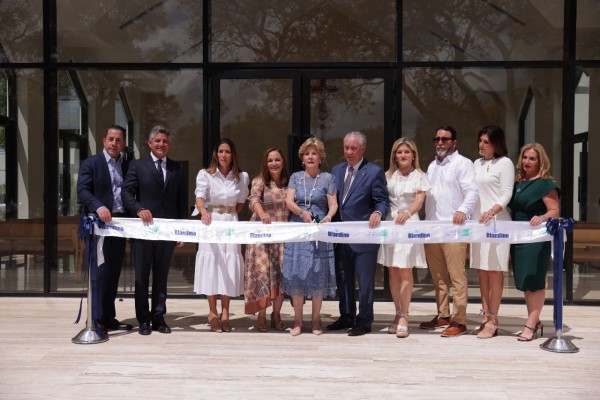 Grupo Blandino y Parque Cementerio Puerta del Cielo inauguran capillas de velación e iglesia Cristo Resucitado